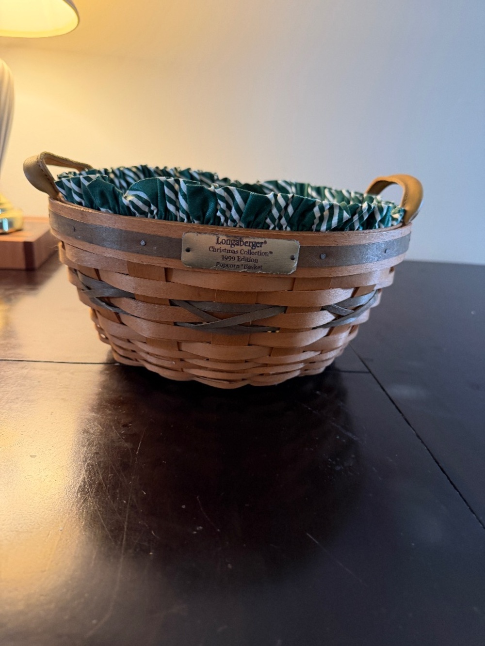 Longaberger Christmas Collection 1999 Edition Popcorn Basket & Protector Green